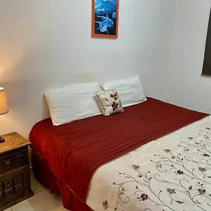 Casa Nueva Con 3 Recamaras Y A Un Lado De Alberca , Cancún México